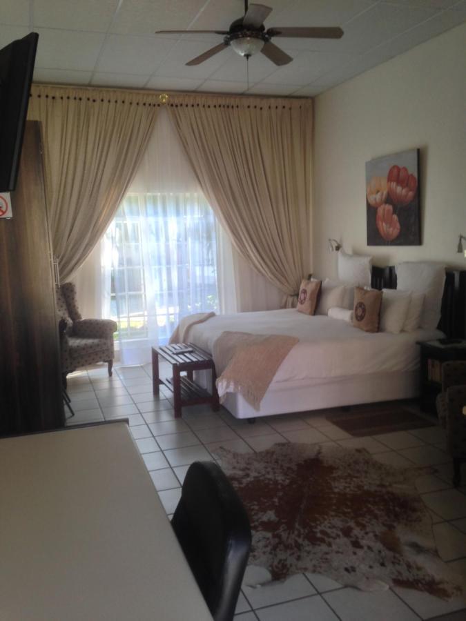 Welcome Guest House Vereeniging Bagian luar foto